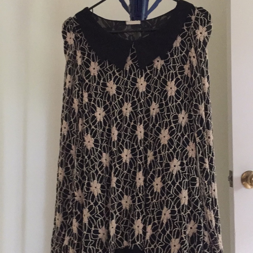 Blouse - Picture 2 of 5